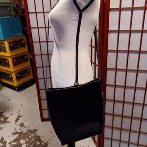 NWT EILEEN FISHER Vegtable Tanned Italian Leather - Crossbody Black Bucket Bag